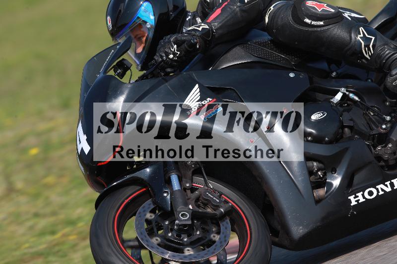 /Archiv-2022/12 22.04.2022 Discover the Bike ADR/Race 3/14